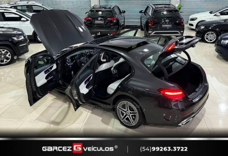 MERCEDES-BENZ - C 200 - 2022/2022 - Cinza - R$ 299.900,00