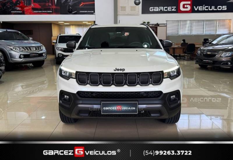 JEEP - COMPASS - 2021/2022 - Branca - R$ 149.900,00