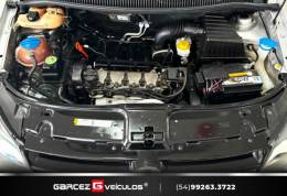 VOLKSWAGEN - CROSSFOX - 2013/2013 - Prata - R$ 42.900,00
