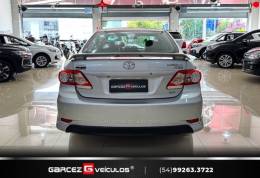 TOYOTA - COROLLA - 2013/2014 - Prata - R$ 72.000,00
