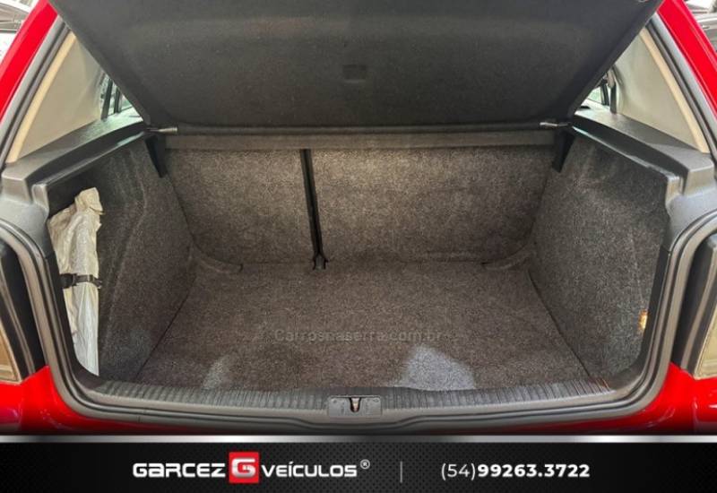 VOLKSWAGEN - GOLF - 2008/2009 - Vermelha - R$ 85.000,00