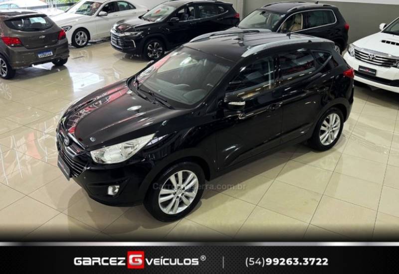HYUNDAI - IX35 - 2010/2011 - Preta - R$ 59.900,00