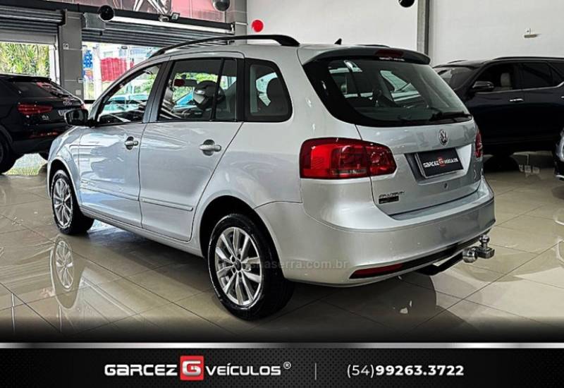 VOLKSWAGEN - SPACEFOX - 2012/2013 - Prata - R$ 45.900,00