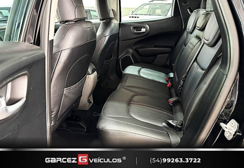 FIAT - TORO - 2020/2021 - Preta - R$ 121.900,00