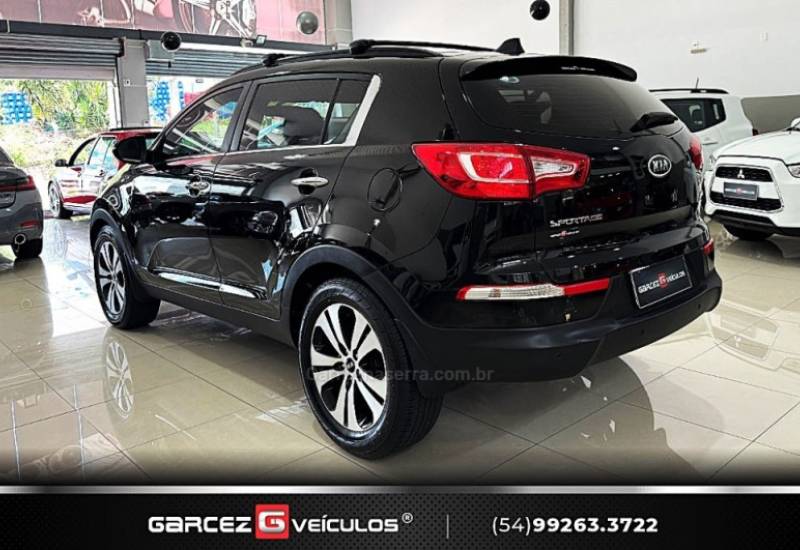 KIA MOTORS - SPORTAGE - 2012/2013 - Preta - R$ 75.000,00