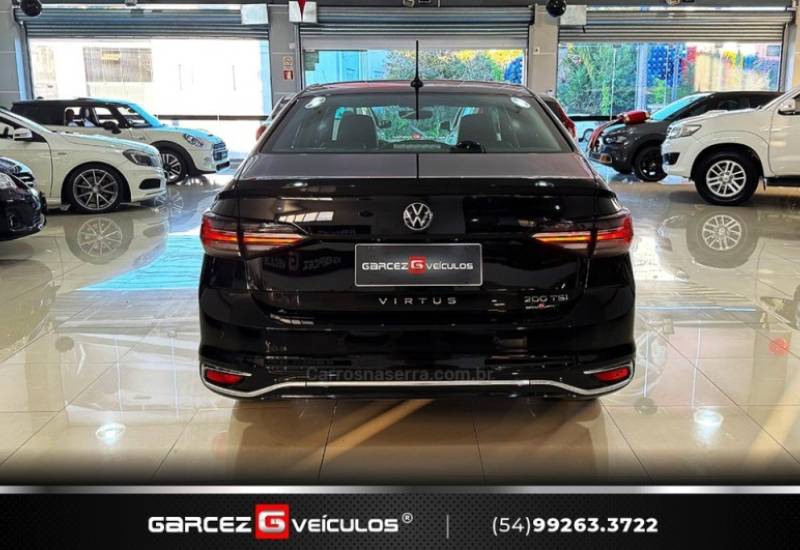 VOLKSWAGEN - VIRTUS - 2023/2023 - Preta - R$ 114.000,00