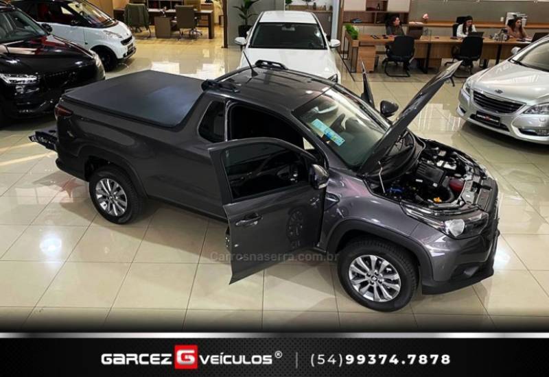 FIAT - STRADA - 2024/2025 - Cinza - R$ 107.900,00