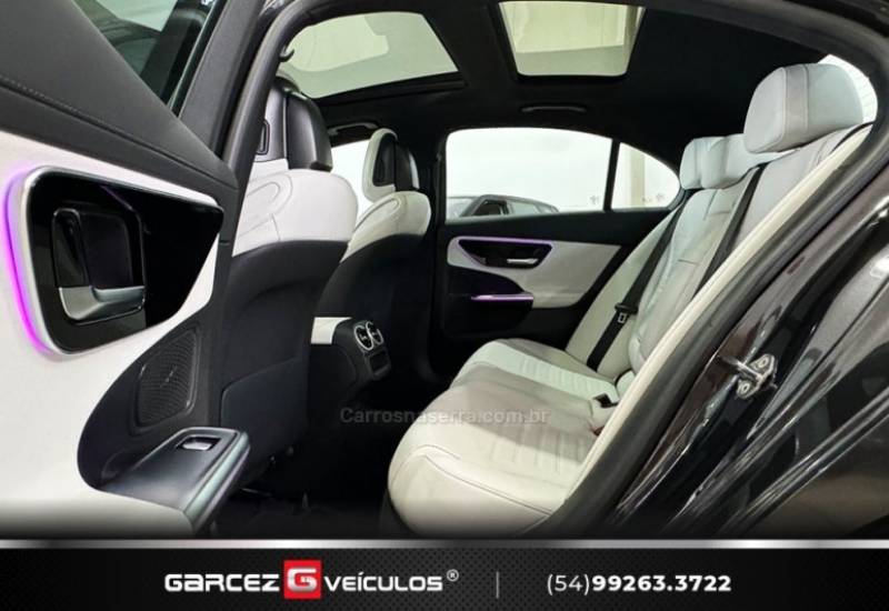 MERCEDES-BENZ - C 200 - 2022/2022 - Cinza - R$ 299.900,00
