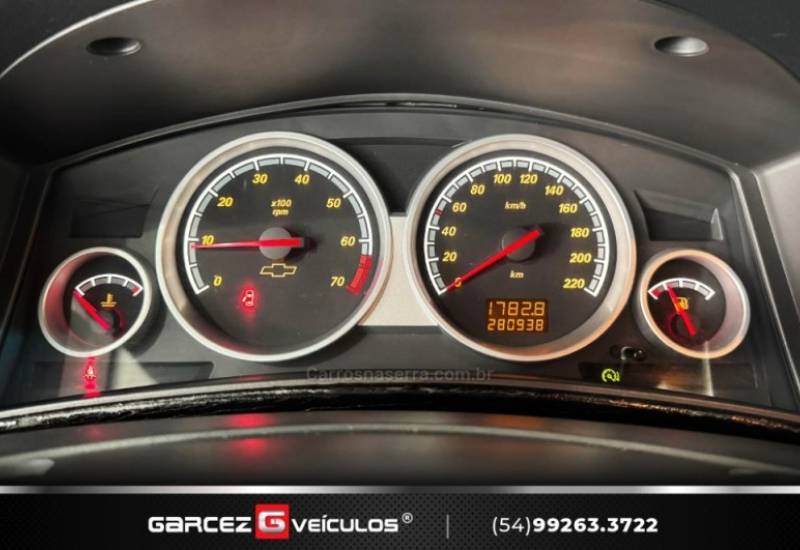 CHEVROLET - VECTRA - 2008/2009 - Prata - R$ 39.900,00