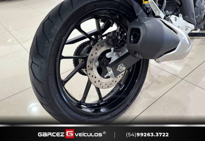 YAMAHA - FAZER - 2022/2023 - Azul - R$ 19.500,00