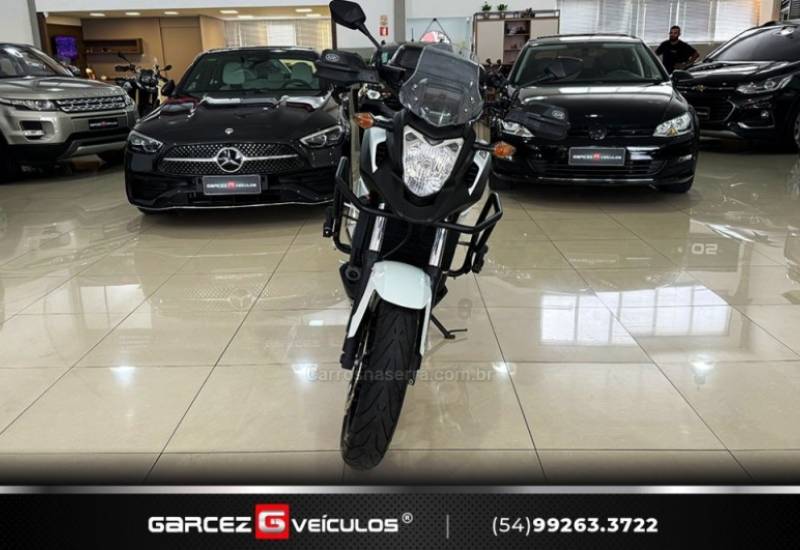 HONDA - NC 700X - 2014/2014 - Branca - R$ 34.000,00