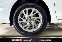 TOYOTA - YARIS - 2022/2023 - Branca - R$ 93.000,00