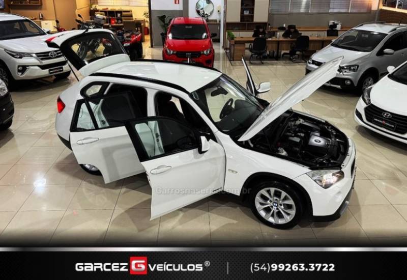 BMW - X1 - 2010/2011 - Branca - R$ 66.900,00