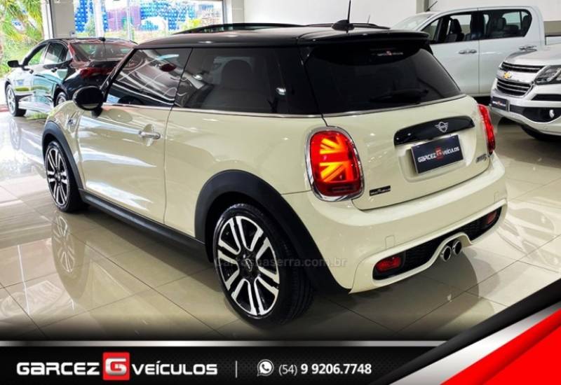 MINI - COOPER - 2019/2020 - Branca - R$ 156.000,00