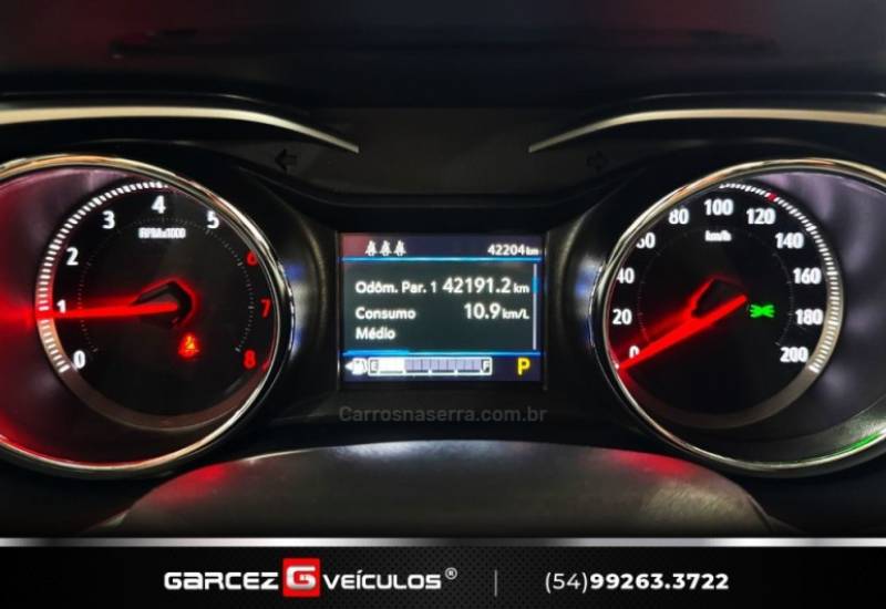 CHEVROLET - TRACKER - 2022/2023 - Preta - R$ 122.900,00
