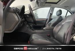 MERCEDES-BENZ - C 230 K - 2004/2004 - Preta - R$ 53.000,00
