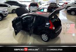 FIAT - PALIO - 2016/2016 - Preta - R$ 43.900,00