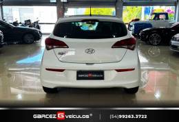 HYUNDAI - HB20 - 2015/2016 - Branca - R$ 52.000,00