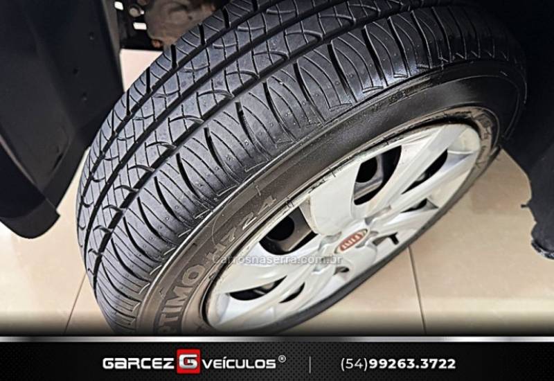 FIAT - PALIO - 2016/2016 - Preta - R$ 43.900,00