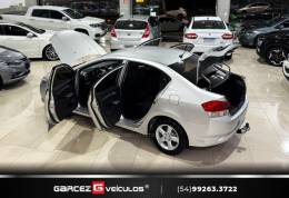 HONDA - CITY - 2010/2010 - Prata - R$ 45.000,00