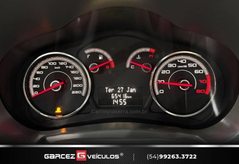 FIAT - PALIO - 2012/2013 - Branca - R$ 33.000,00