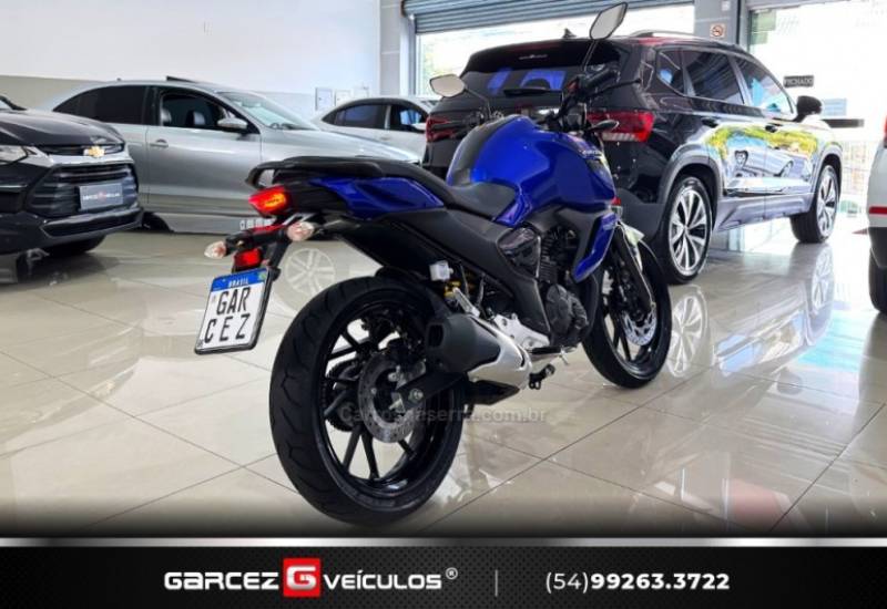 YAMAHA - FAZER - 2022/2023 - Azul - R$ 19.500,00