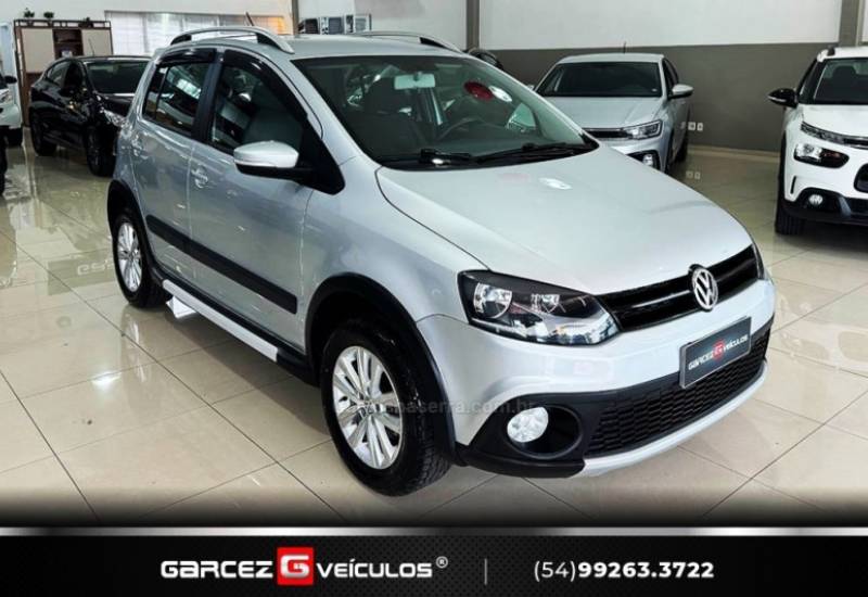 VOLKSWAGEN - CROSSFOX - 2013/2013 - Prata - R$ 42.900,00