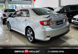 TOYOTA - COROLLA - 2013/2014 - Prata - R$ 72.000,00