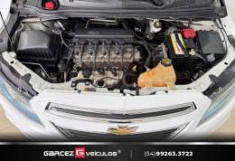 CHEVROLET - ONIX - 2015/2016 - Branca - R$ 55.900,00