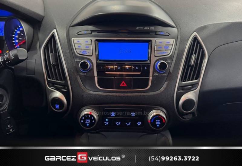 HYUNDAI - IX35 - 2010/2011 - Preta - R$ 59.900,00