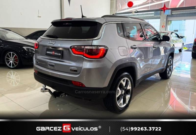 JEEP - COMPASS - 2020/2020 - Prata - R$ 118.000,00