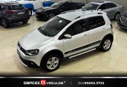 VOLKSWAGEN - CROSSFOX - 2010/2011 - Prata - R$ 45.900,00