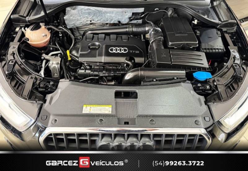 AUDI - Q3 - 2015/2015 - Preta - R$ 90.000,00