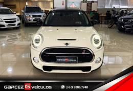 MINI - COOPER - 2019/2020 - Branca - R$ 156.000,00