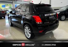 CHEVROLET - TRACKER - 2017/2018 - Preta - R$ 93.900,00