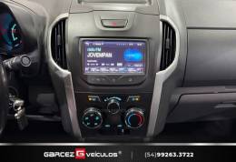 CHEVROLET - S10 - 2014/2015 - Preta - R$ 126.000,00