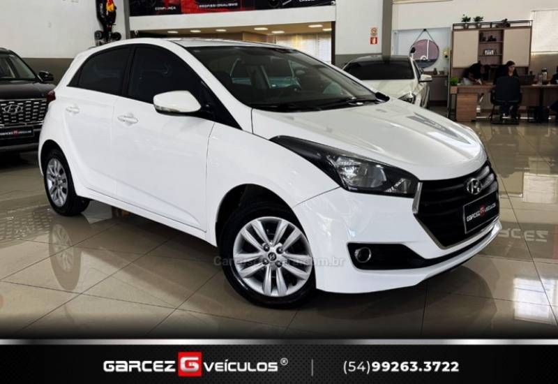 HYUNDAI - HB20 - 2015/2016 - Branca - R$ 52.000,00
