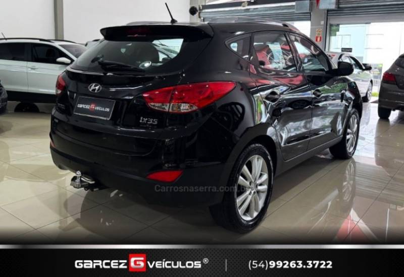 HYUNDAI - IX35 - 2010/2011 - Preta - R$ 59.900,00