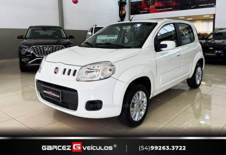 FIAT - UNO - 2014/2015 - Branca - R$ 35.900,00