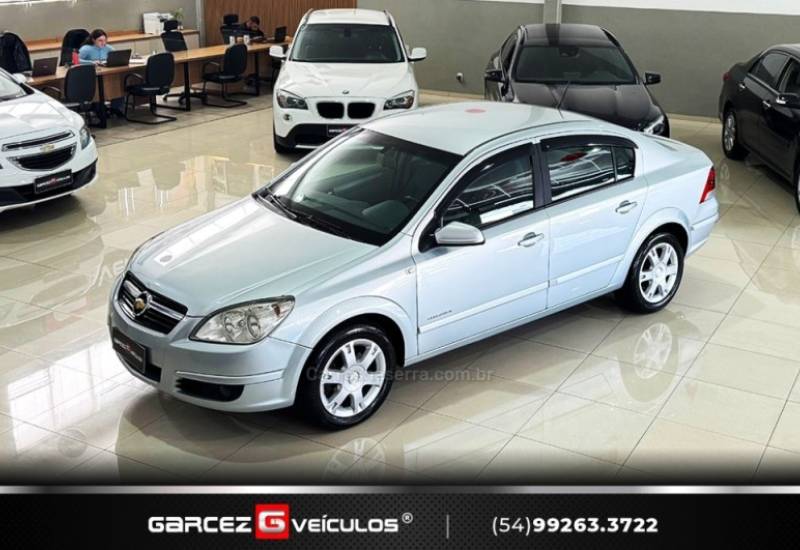 CHEVROLET - VECTRA - 2008/2009 - Prata - R$ 39.900,00