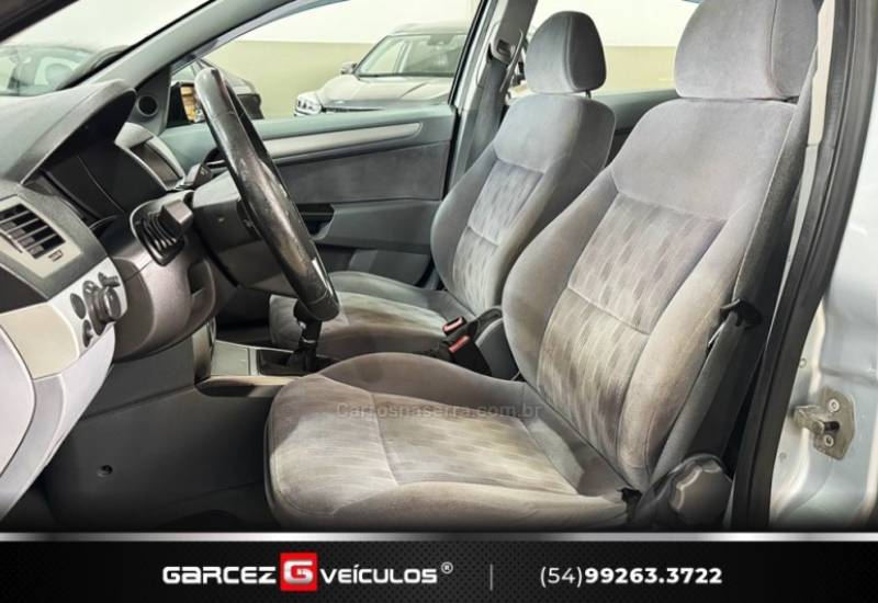 CHEVROLET - VECTRA - 2008/2009 - Prata - R$ 39.900,00