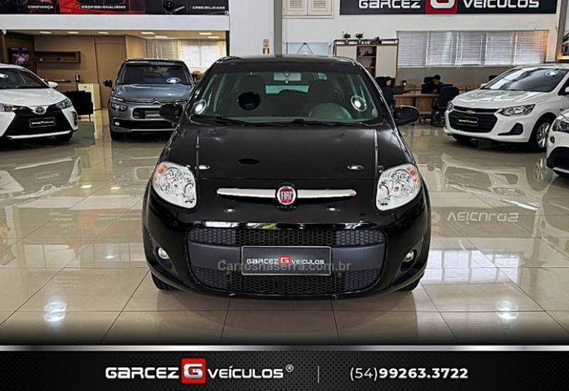 FIAT - PALIO - 2016/2016 - Preta - R$ 43.900,00
