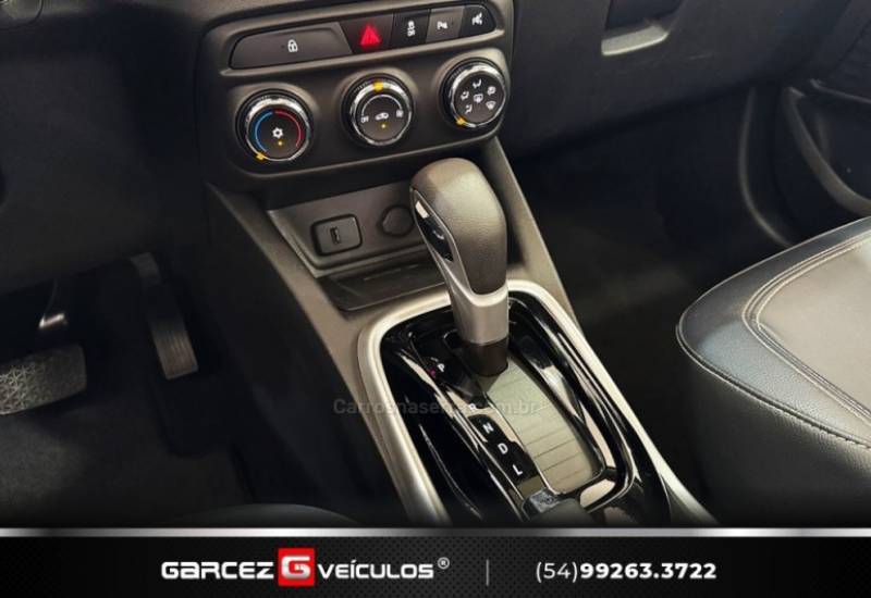 CHEVROLET - TRACKER - 2022/2023 - Preta - R$ 122.900,00