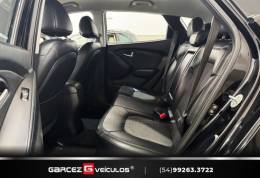 HYUNDAI - IX35 - 2010/2011 - Preta - R$ 59.900,00