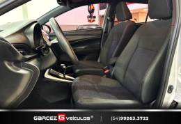 TOYOTA - YARIS - 2019/2019 - Prata - R$ 77.900,00