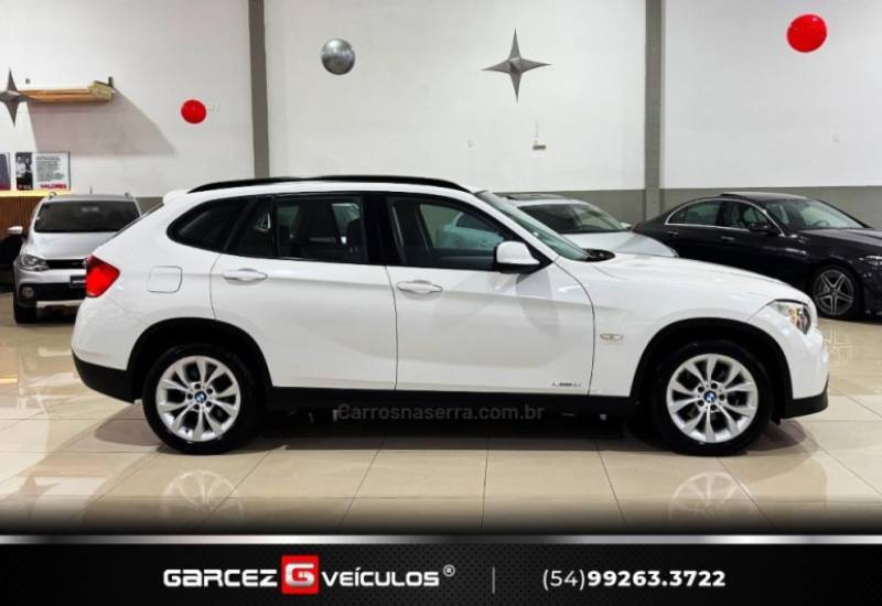 BMW - X1 - 2010/2011 - Branca - R$ 66.900,00
