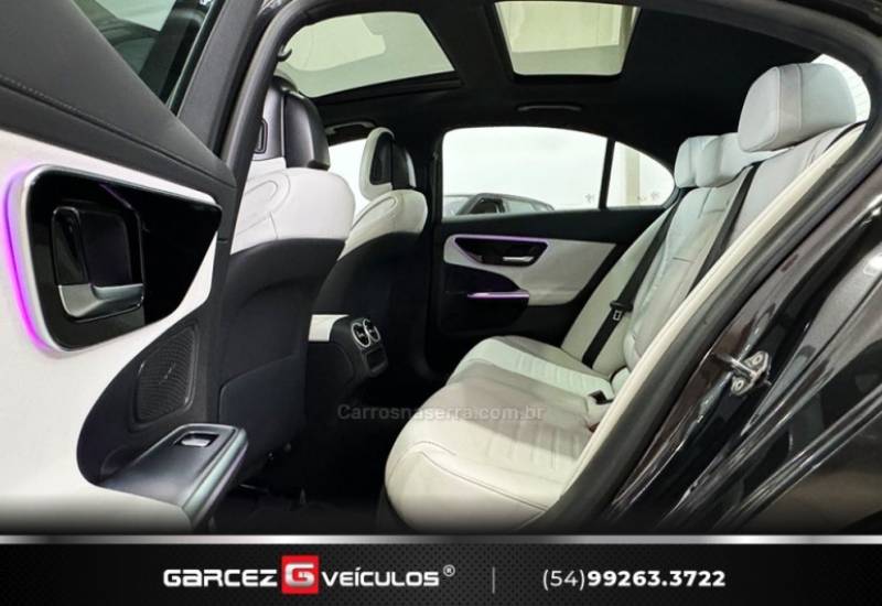 MERCEDES-BENZ - C 200 - 2022/2022 - Cinza - R$ 279.900,00