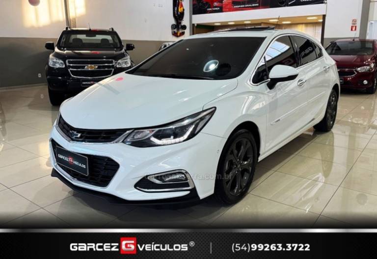 CHEVROLET - CRUZE - 2017/2017 - Branca - R$ 98.900,00