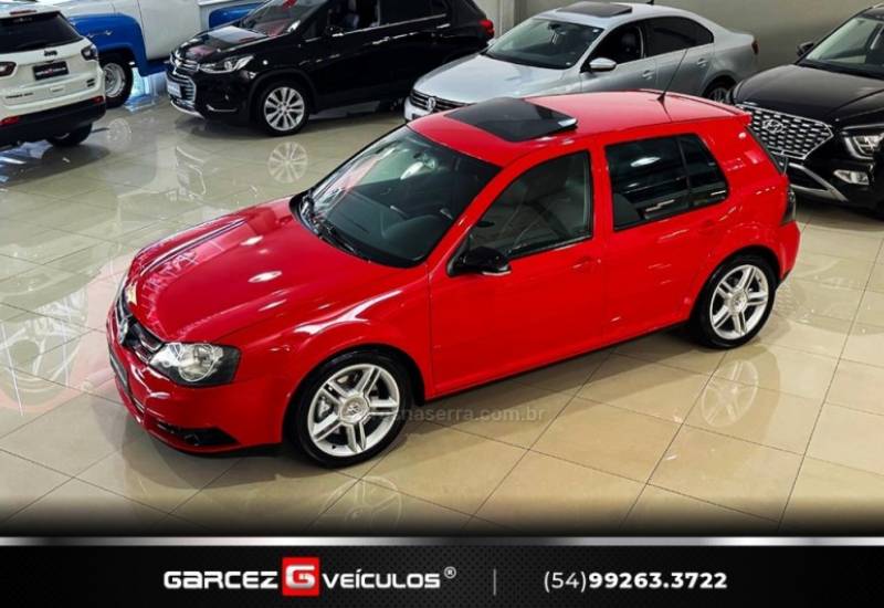 VOLKSWAGEN - GOLF - 2008/2009 - Vermelha - R$ 80.000,00