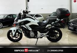 HONDA - NC 700X - 2014/2014 - Branca - R$ 34.000,00